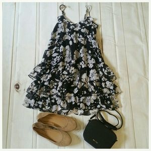 Black & White Floral American Eagle Dress